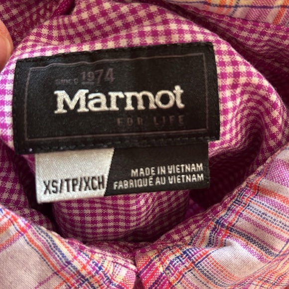 Like new Marmot plaid long sleeve top - Picture 13 of 14